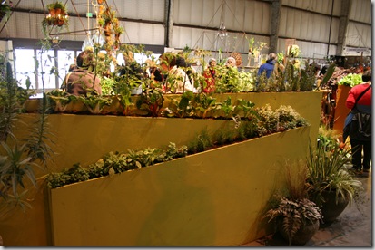vertical gardening wall