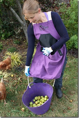 Roo Gardening Apron (20) Roo Gardening Apron (20)
